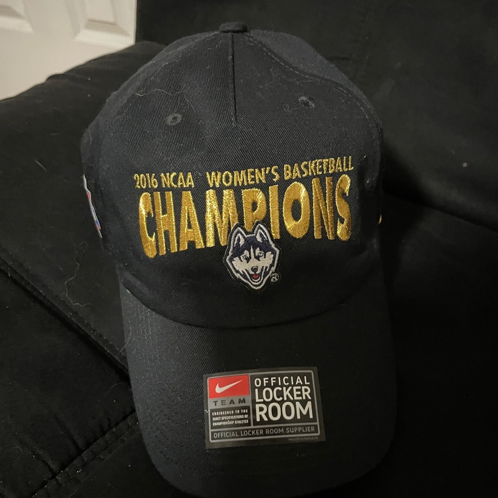 2016 UConn Women’s Basketball Champs hat